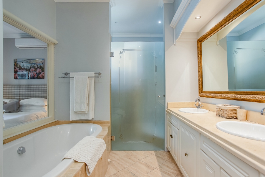 2 Bedroom Property for Sale in Franschhoek Western Cape